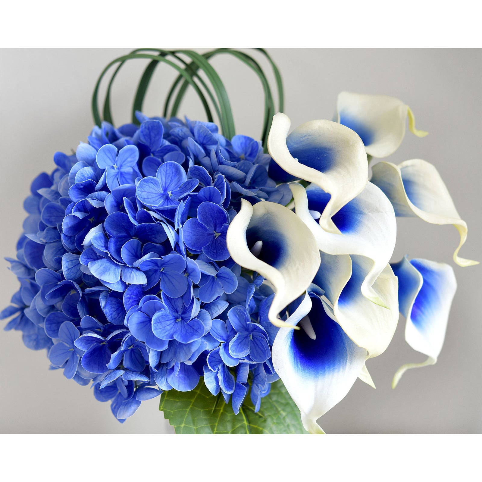 Real Touch Royal Blue Hydrangea and Blue with White Call Lilies Mix Flower Bouquet Artificial Flowers Arrangement 14 Stems