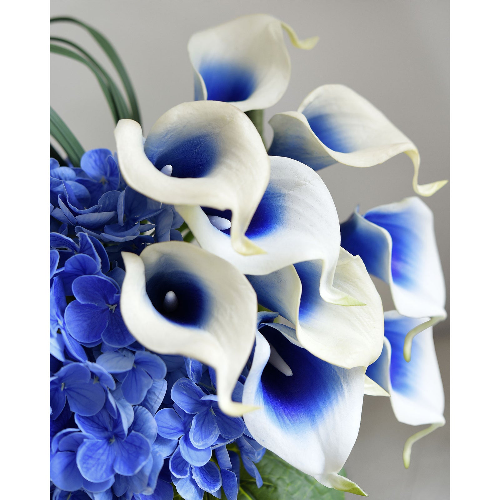 Real Touch Royal Blue Hydrangea and Blue with White Call Lilies Mix Flower Bouquet Artificial Flowers Arrangement 14 Stems
