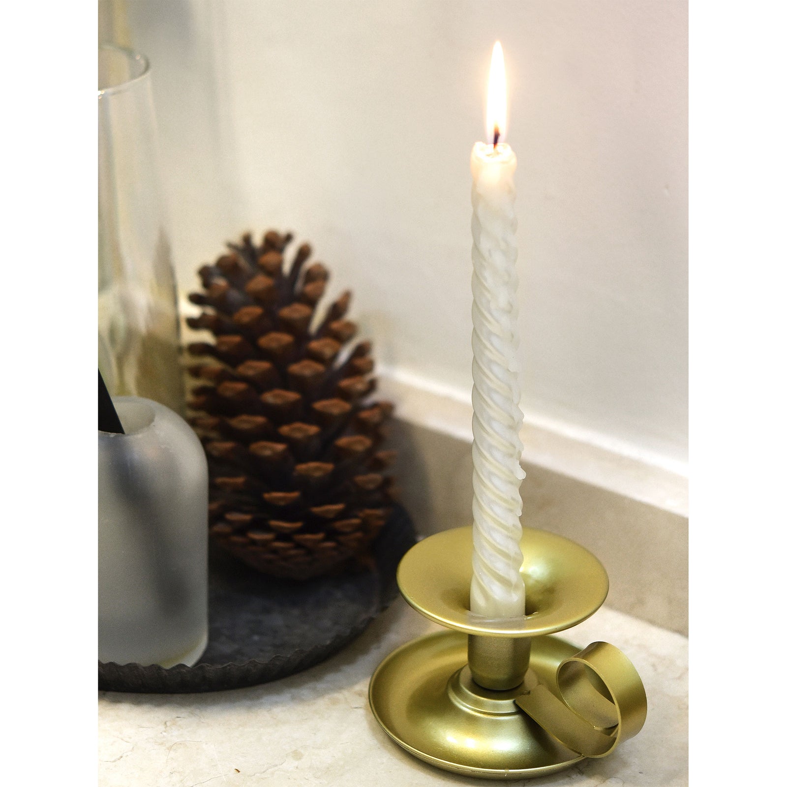 2 Gold Plated Iron Saucer Vintage Iron Candle Holders with Handle for Taper Wax Candlesticks