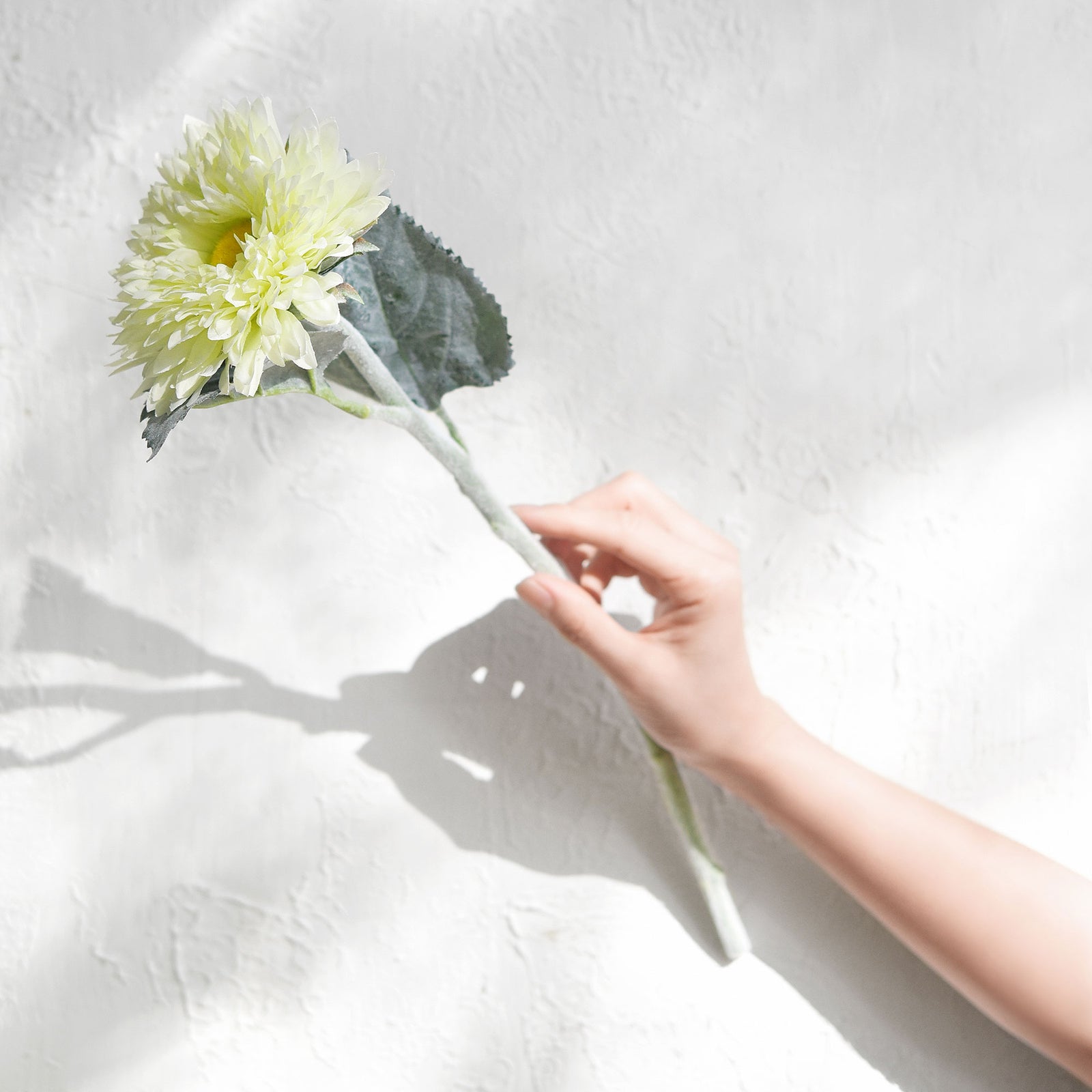 Artificial Sunflowers, Floral White Flowers Bouquet (6 Single Stems) -FiveSeasonStuff