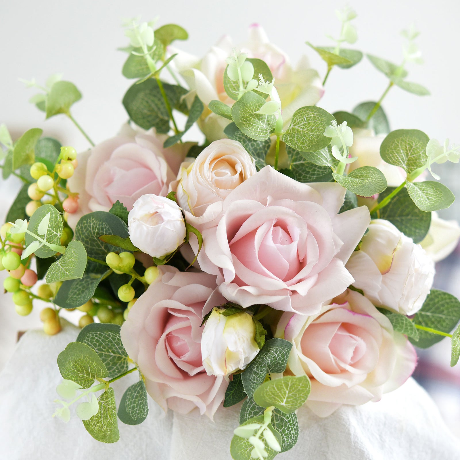 ''Hampton Bay'' Mix Bouquet of Roses Artificial Flowers 11 Stems