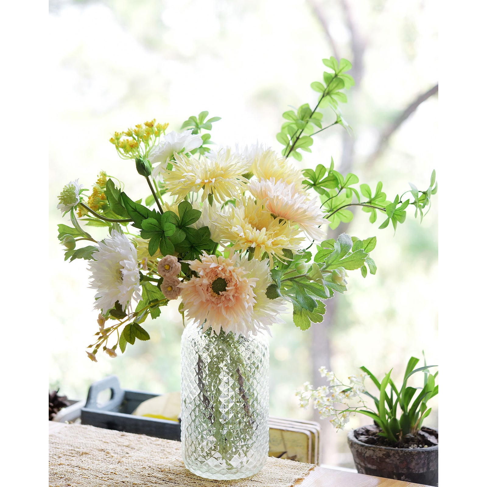 Buttermilk Spider Gerbera Daisies Silk Flowers Real Looking Artificial flowers Home Décor 16.5'' (6 Stems) FiveSeasonStuff