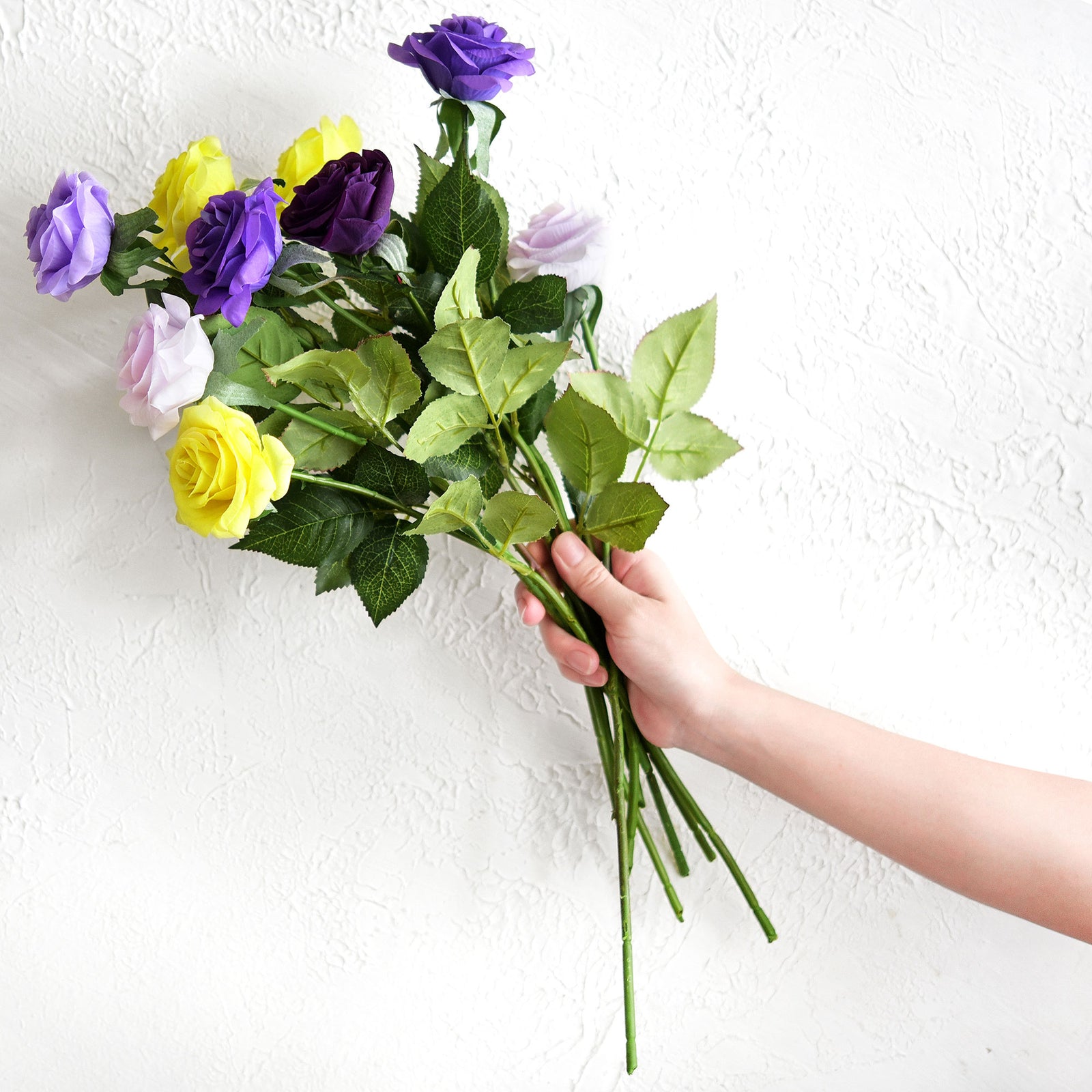 ''Happy Quintette'' of Real Touch Silk Roses Bouquet Artificial Flowers 9 Stems