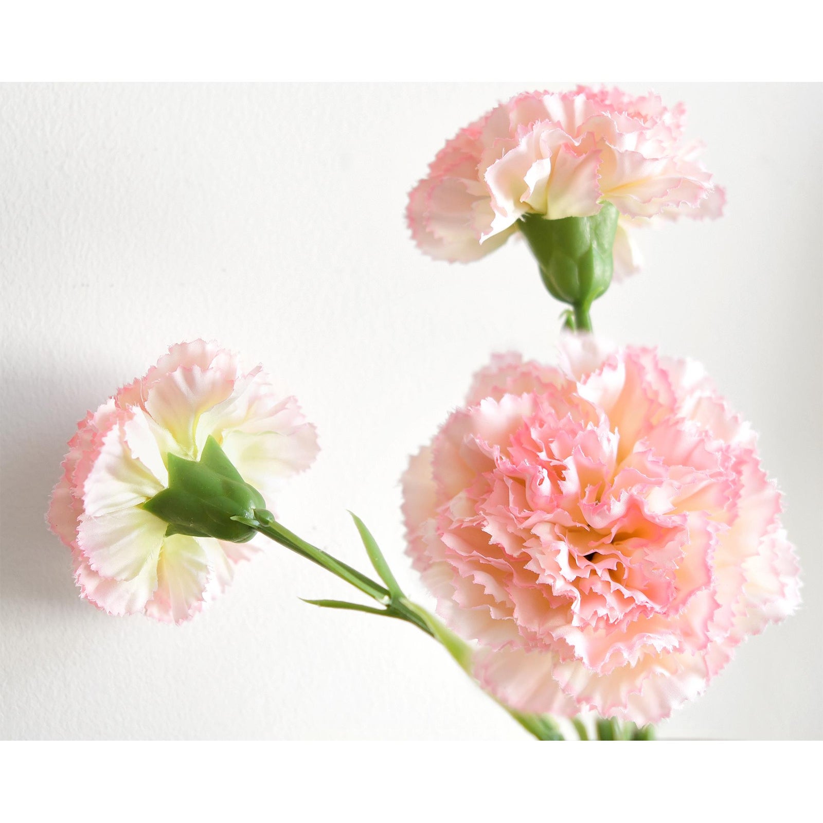 Dusky Pink Blossom Faux Carnation Flowers – 1 ft (29 cm) Tall, Realistic Silk Floral Decor for Weddings, Events, and Home Arrangements