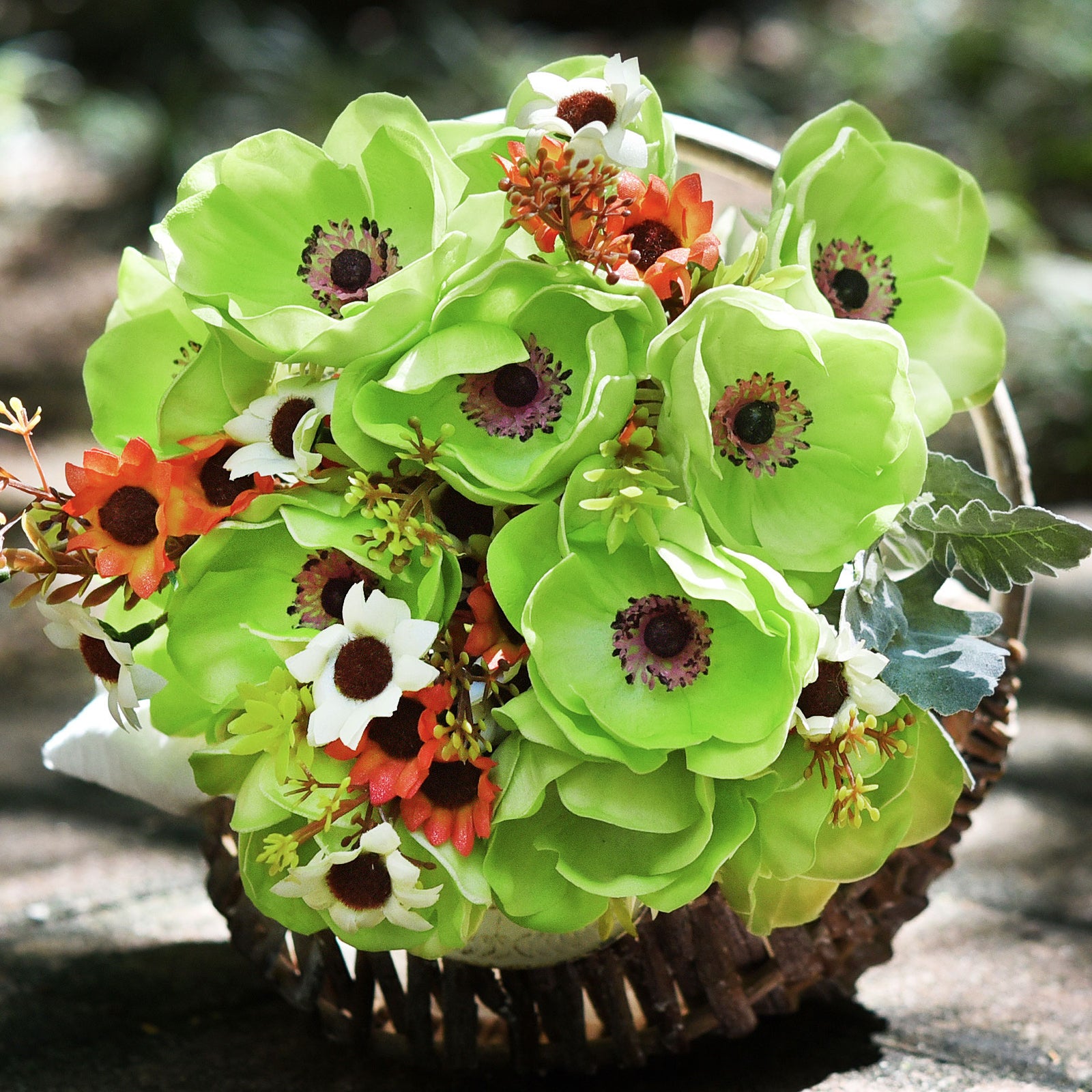 12 Long Stems of ‘Real Touch’ Artificial (Green) Anemone Flowers, Wedding Bouquet Flower Arrangement, 45cm (17.7 inches)