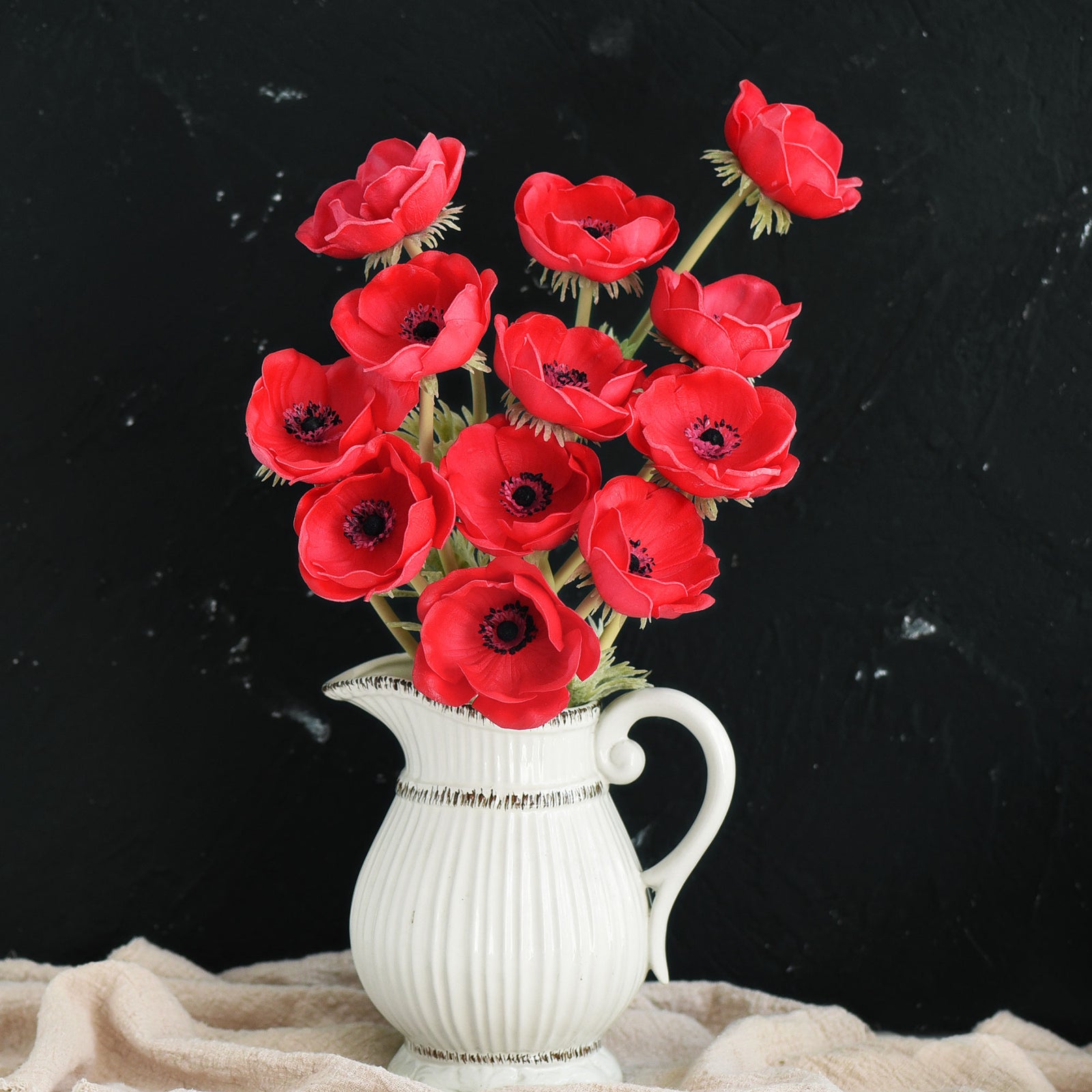 12 Long Stems of ‘Real Touch’ Artificial (Red) Anemone Flowers, Wedding Bouquet Flower Arrangement, 45cm (17.7 inches)