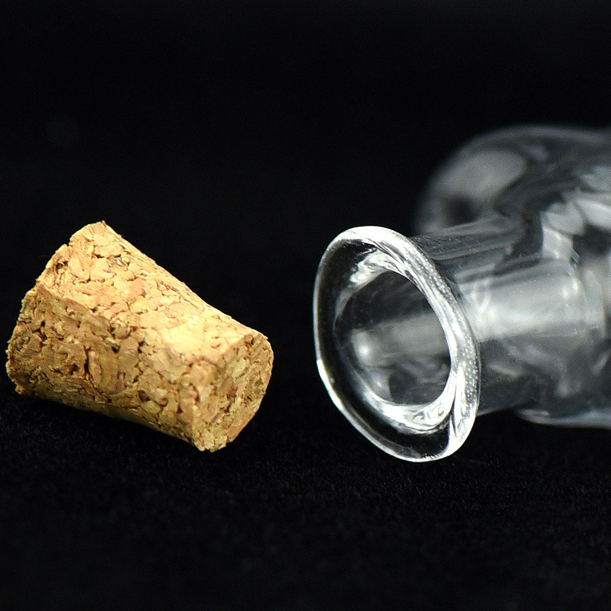 20 Pcs Mini Transparent Glass Bottles with Corks (Star)