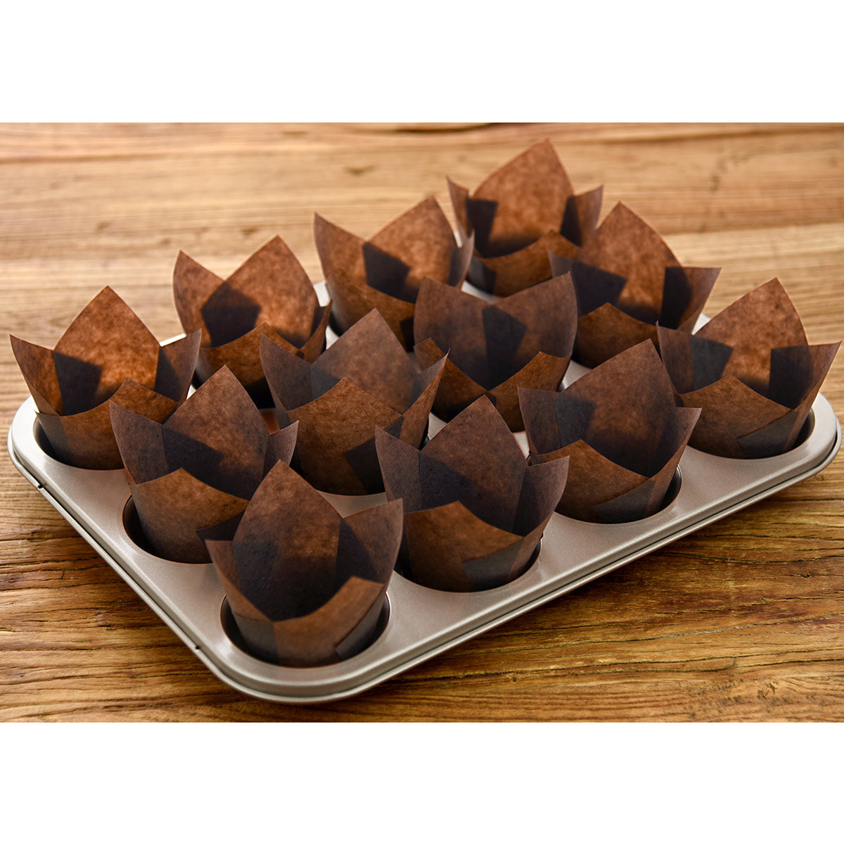 FiveSeasonStuff Pack of 200 Tulip Cupcake Muffin Cases/Standard Baking Paper Cups Wraps Liners for Wedding Christmas Birthday Shower Party Carnival Holiday Celebration