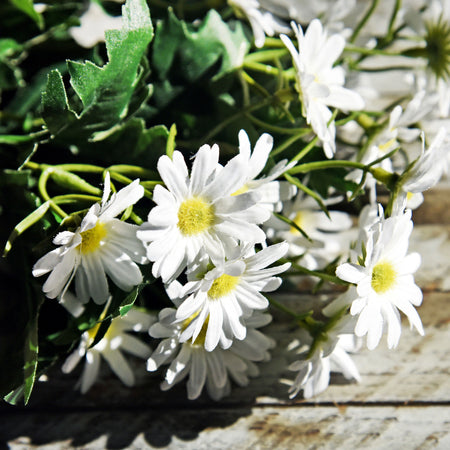 Simply White artificial daisy bunch shown in an alternate product view for vase styling.